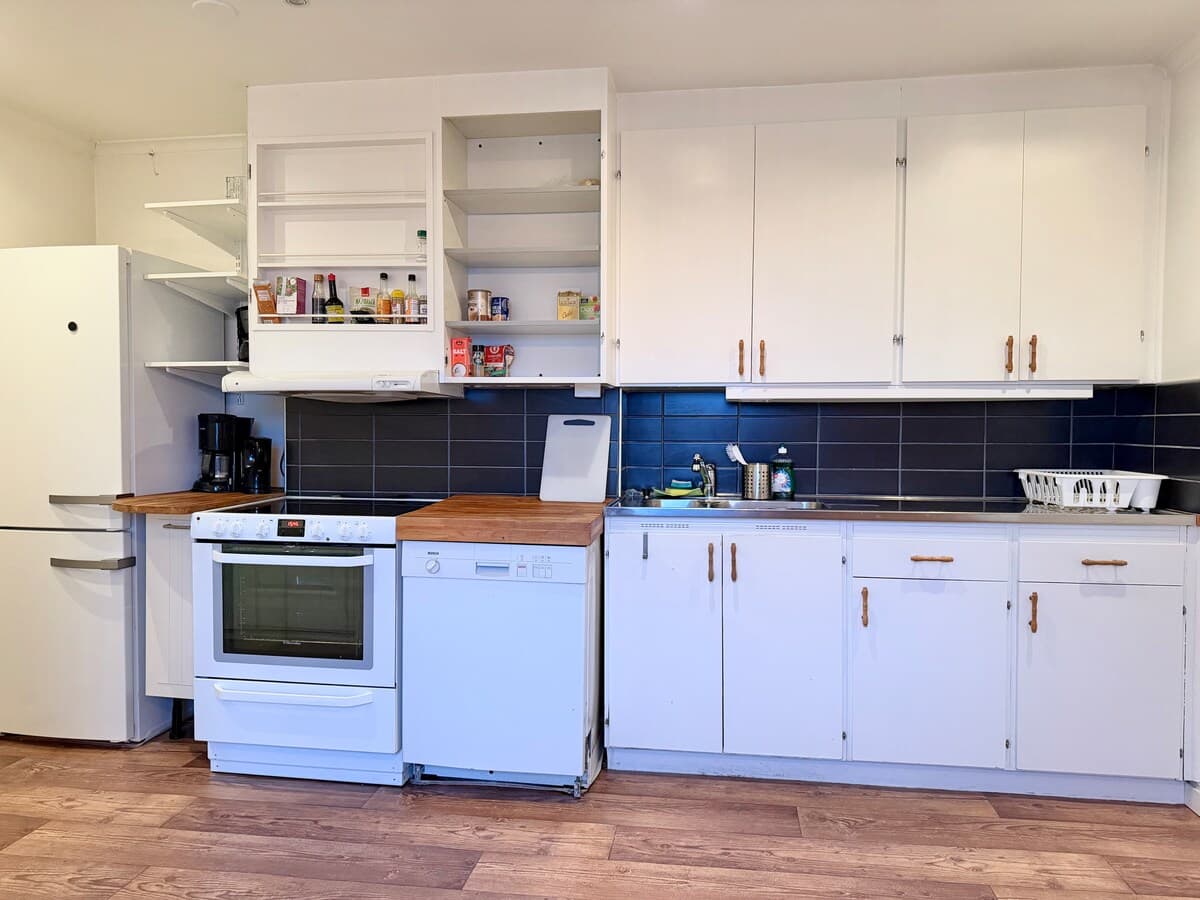 Corporate accommodation for up to 4 people in Ale, photo 4